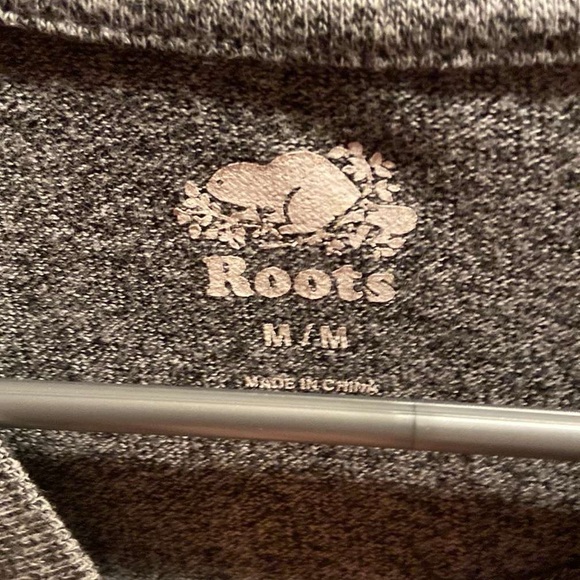 Black and gray roots tee-shirt - Picture 4 of 4